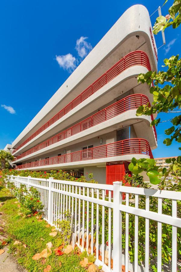 301 Crimson Condos St. Pete Beach Exterior photo